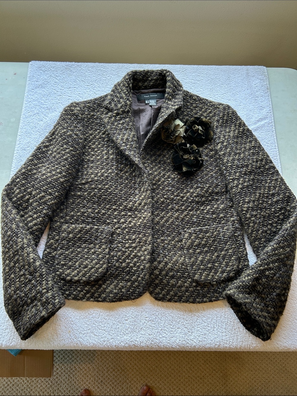 Zara Woman Boucle Cropped Blazer